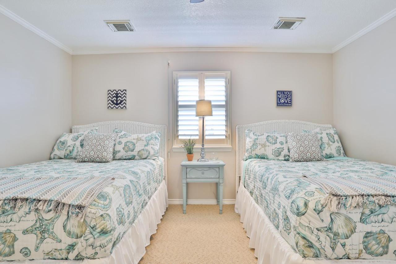 Bayside Bliss Villa Crystal Beach Exterior foto